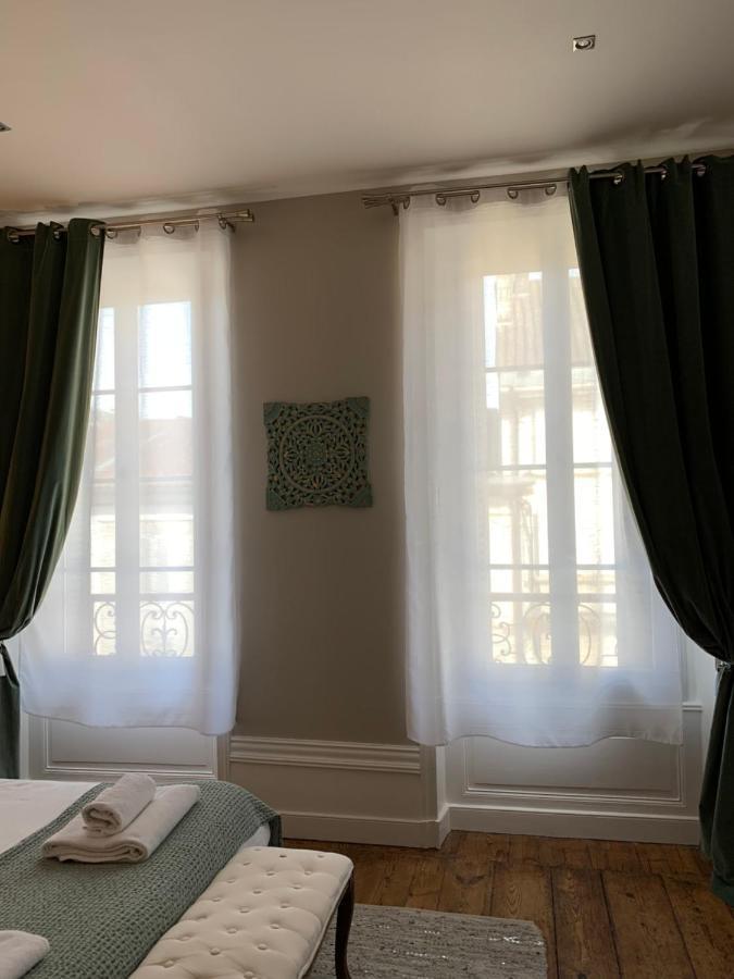 Maison Charles Maurice Chalais  Buitenkant foto
